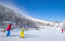 神农架中和国际滑雪场