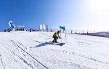 李宁乌金山国际滑雪场